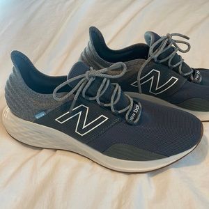 New Balance Men’s Fresh Foam Roav Size 15